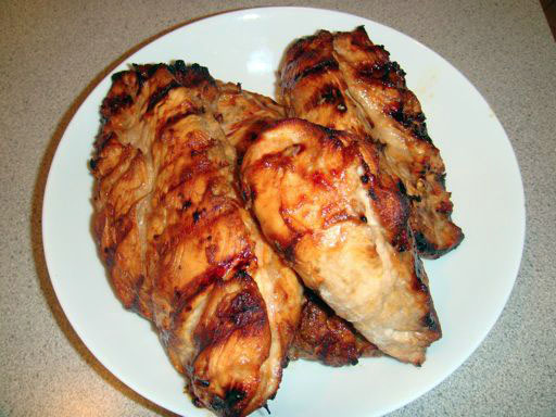 Plankegrillet kylling med ahornsirup og sennep